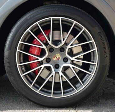 2021 Porsche Cayenne GTS