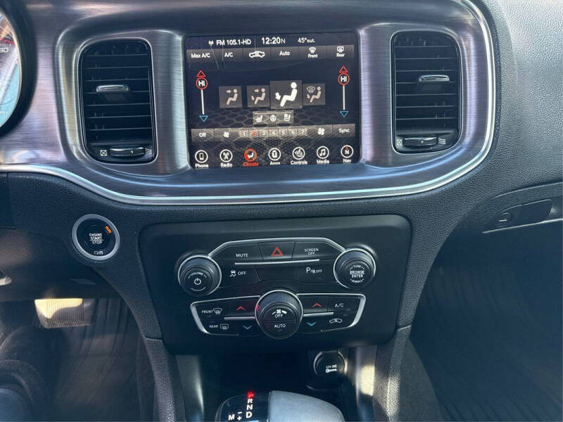 2017 Dodge Charger SXT