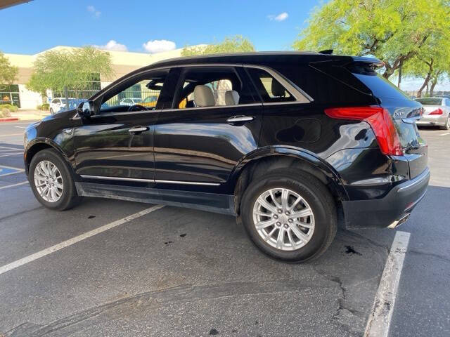 Used 2019 Cadillac XT5 Base with VIN 1GYKNARS9KZ187204 for sale in Peoria, AZ