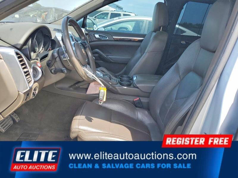 2015 Porsche Cayenne S