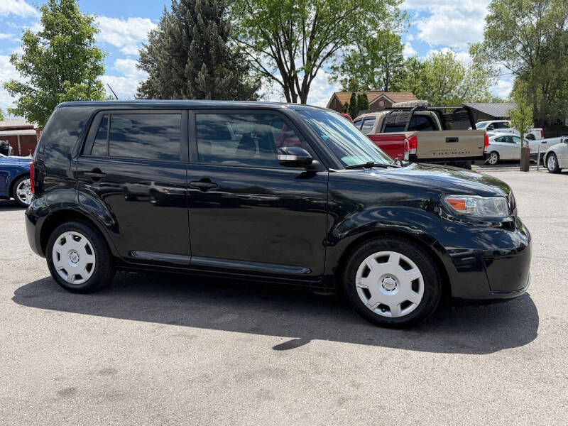 2009 Scion xB