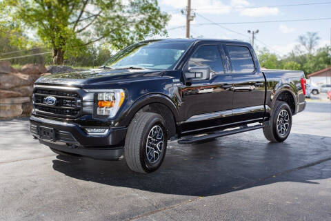 2021 Ford F-150 for sale at CROSSROAD MOTORS in Caseyville IL