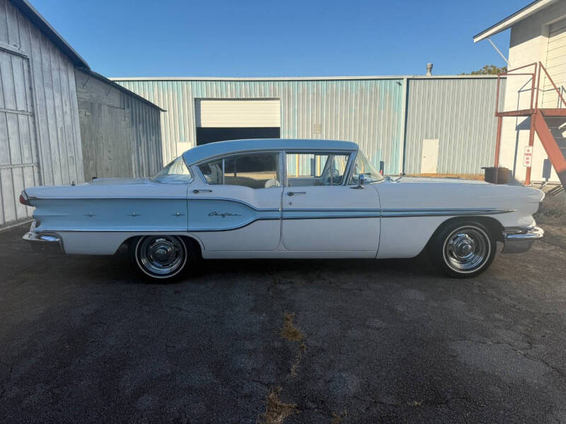 1958 Pontiac Chieftain