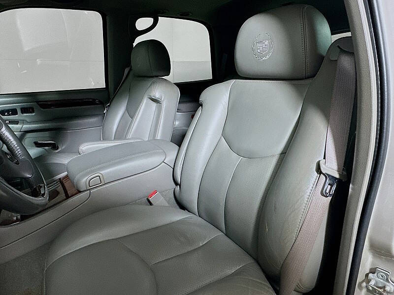 2005 Cadillac Escalade