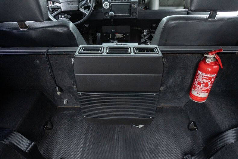 1991 Land Rover Defender