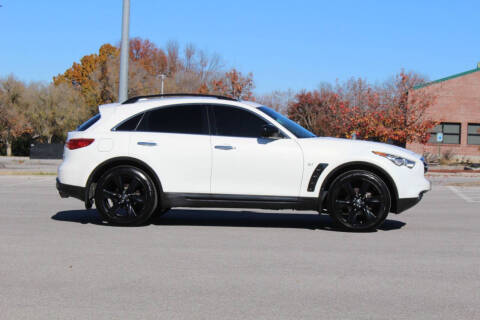 2016 Infiniti QX70