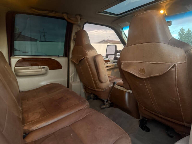 2004 Ford F-350 Super Duty Lariat