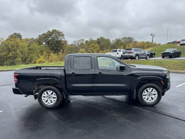 2024 Nissan Frontier SV