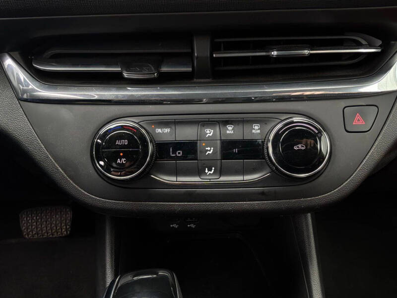 2025 Buick Envista Preferred