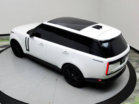 2023 Land Rover Range Rover P530 SE