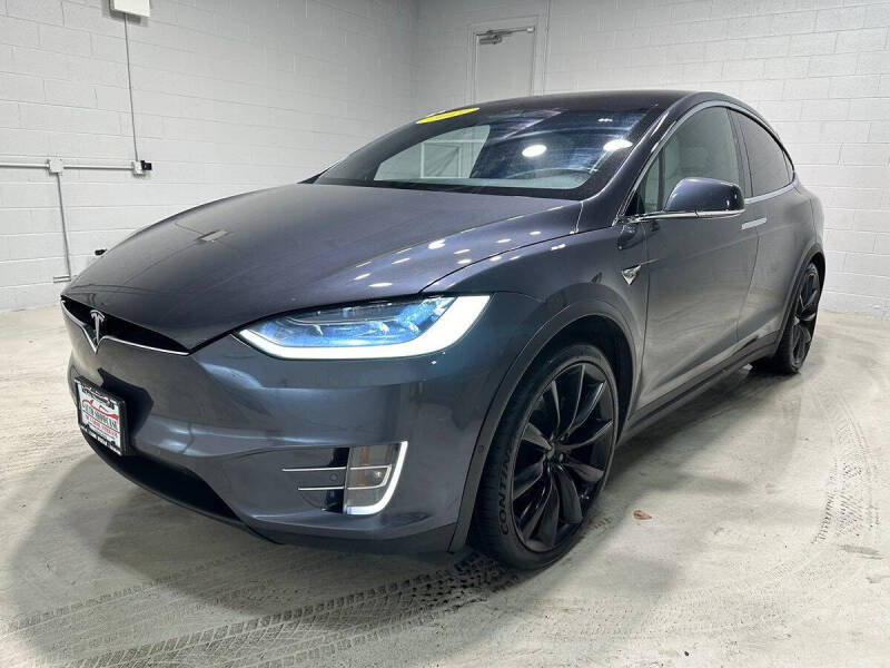 2019 Tesla Model X Standard Range