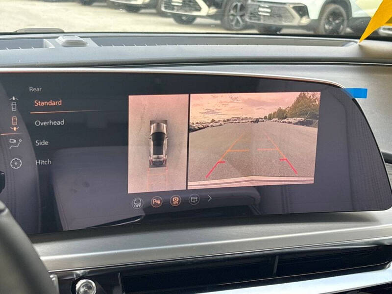 2026 Cadillac LYRIQ Premium Luxury