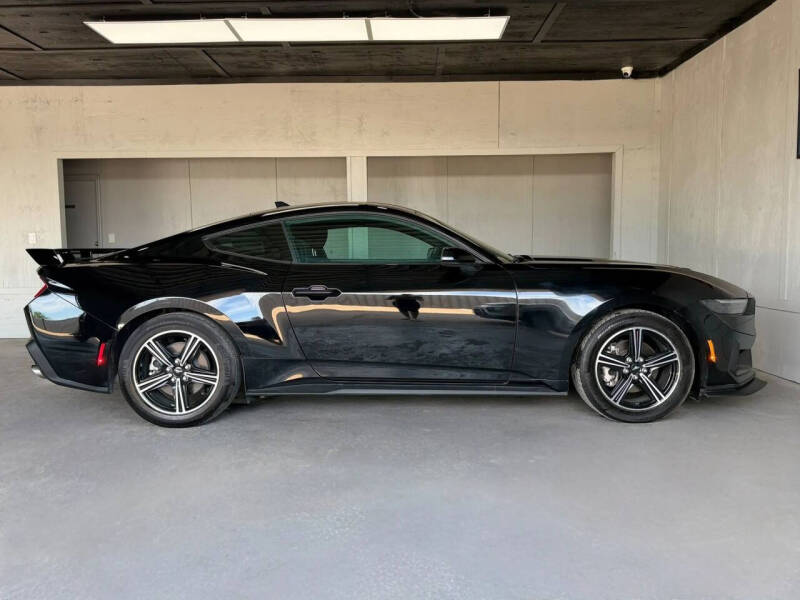 2025 Ford Mustang