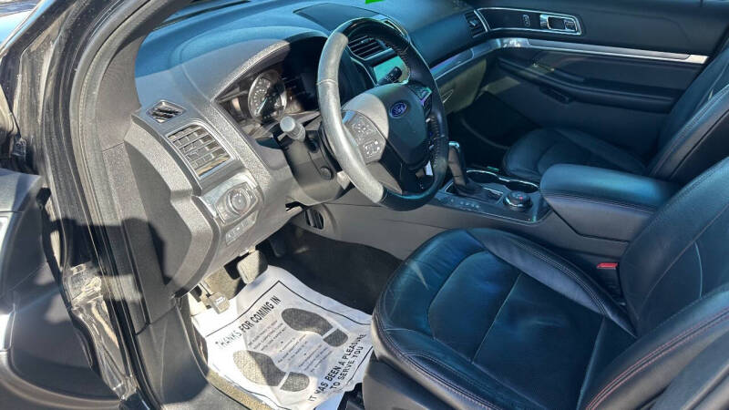 2018 Ford Explorer Sport