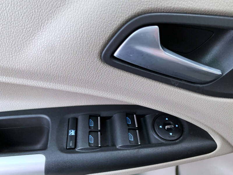 2014 Ford Transit Connect XLT