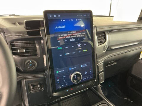 2025 Ford F-150 Lightning Platinum