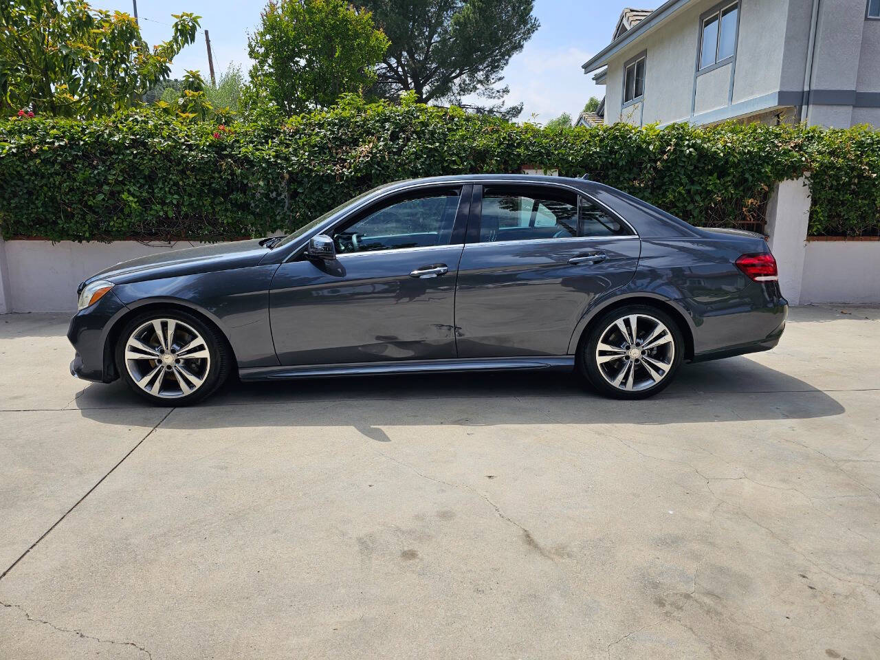 2016 Mercedes-Benz E-Class 15