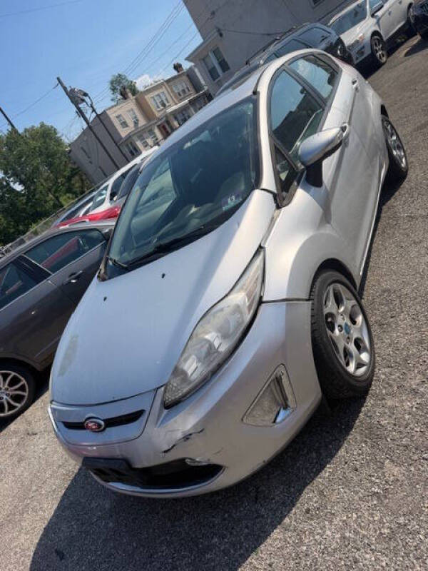 2011 Ford Fiesta's photo