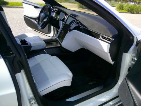 2017 Tesla Model S