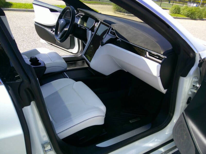 2017 Tesla Model S