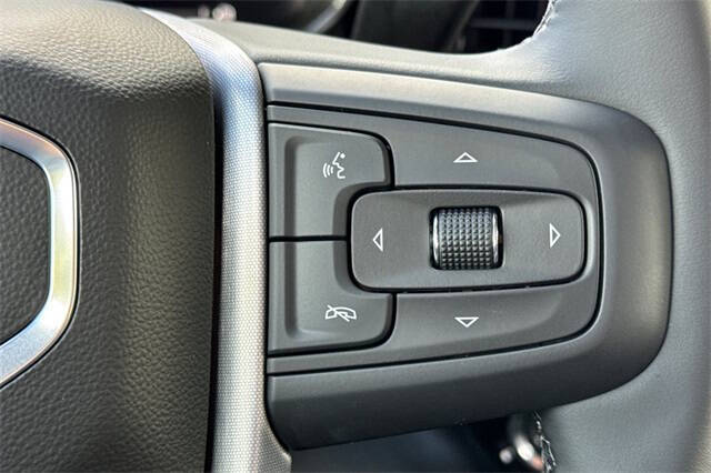 2026 GMC Sierra 1500 Elevation Standard