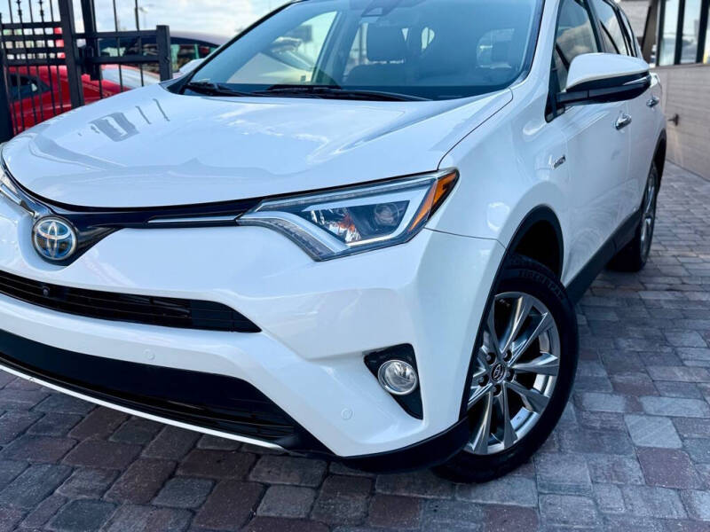 2016 Toyota RAV4 Hybrid Limited
