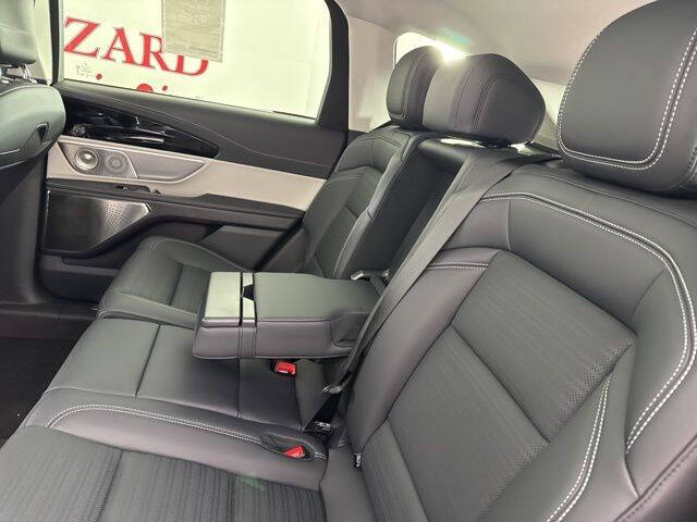 2025 Lincoln Nautilus Reserve