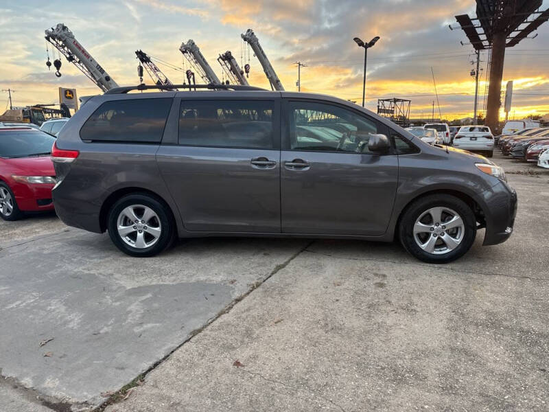 2013 Toyota Sienna
