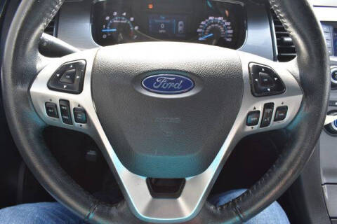 2017 Ford Taurus SEL