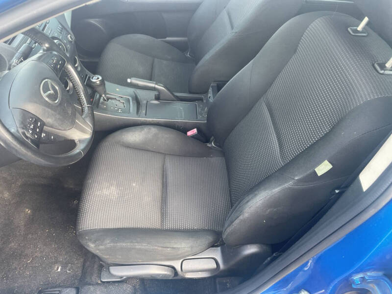 2012 Mazda MAZDA3 i Touring