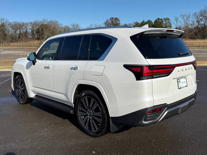 2023 Lexus LX 600 Luxury