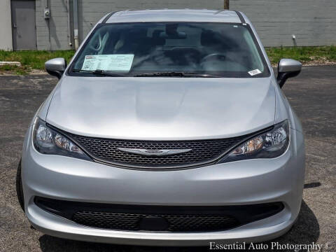 2022 Chrysler Voyager LX