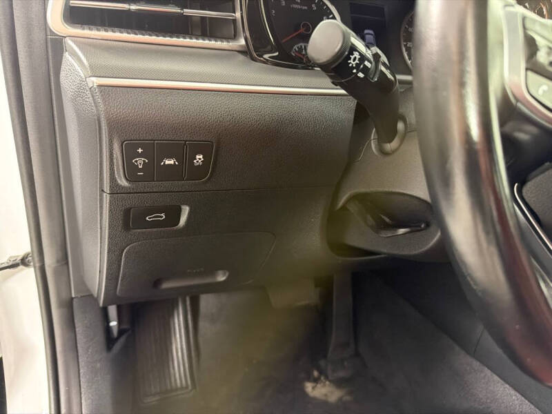 2023 Kia K5