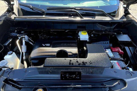 2023 Nissan Pathfinder SL