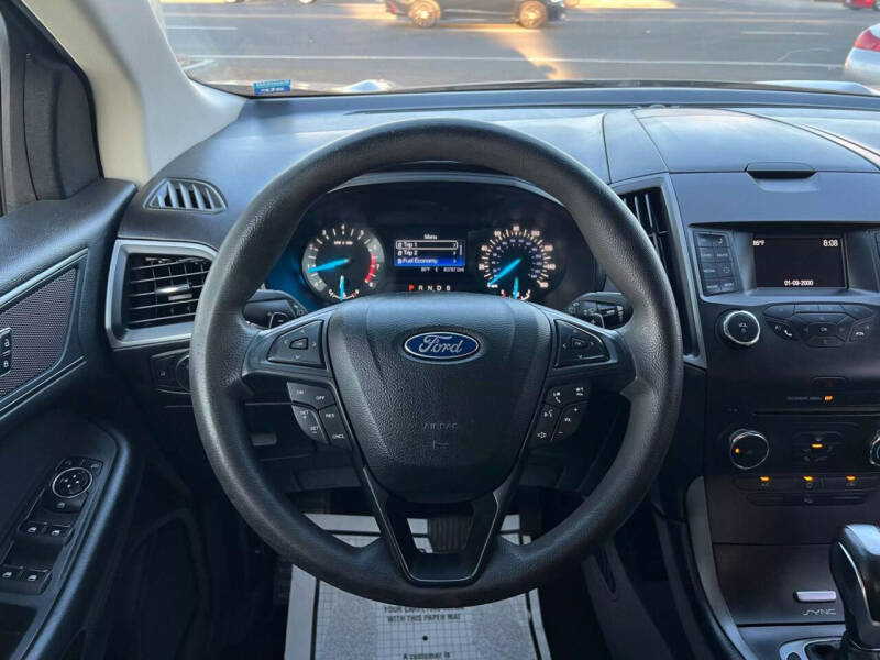 2017 Ford Edge SE