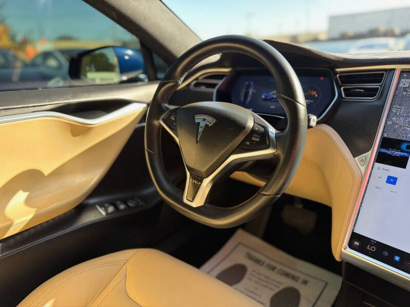 2016 Tesla Model S 75D