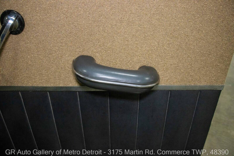 1951 Packard 200 Deluxe