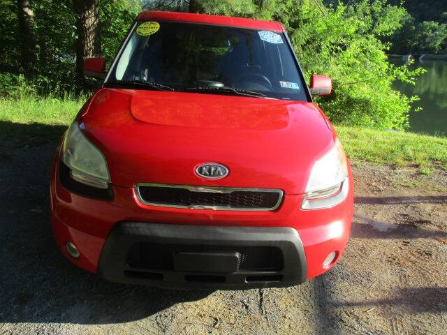 2010 Kia Soul +