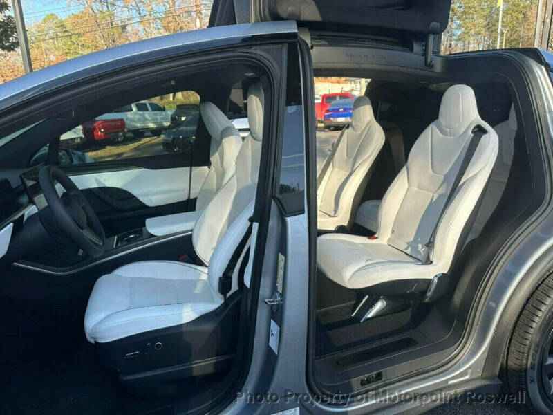 2024 Tesla Model X Plaid
