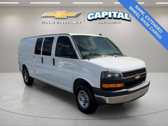 2022 Chevrolet Express 2500