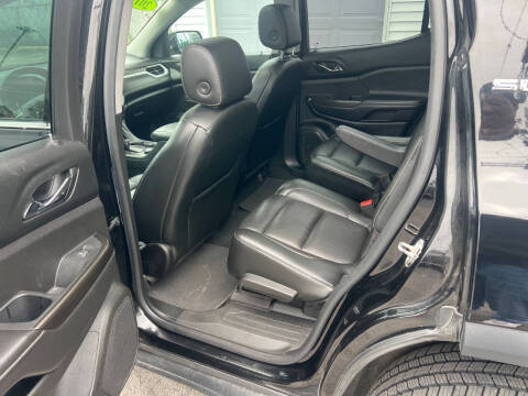 2017 GMC Acadia SLT-1