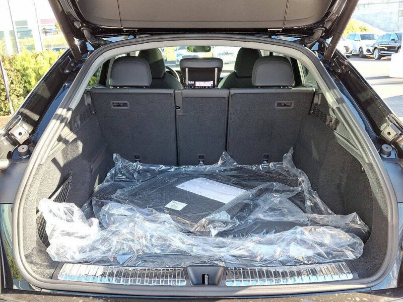 2025 Audi Q5 Sportback quattro Premium Plus TFSI