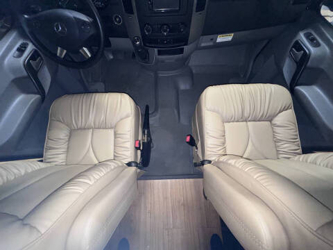 2014 Mercedes-Benz Sprinter 2500