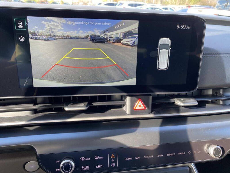 2026 Kia Carnival LX