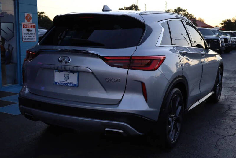 2019 Infiniti QX50 Essential