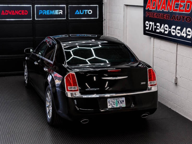 2012 Chrysler 300 Limited