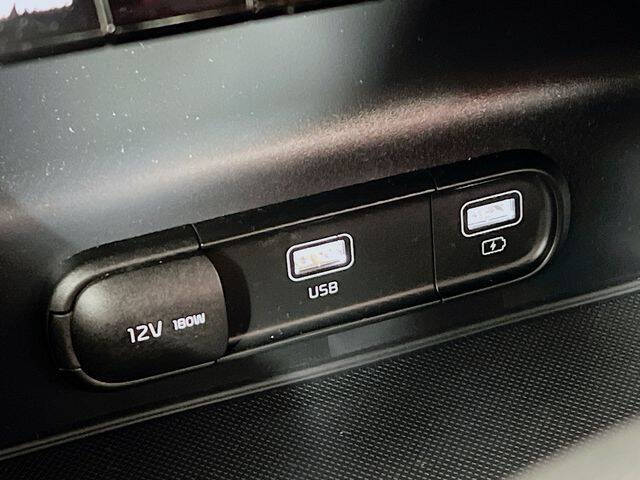 2023 Kia K5