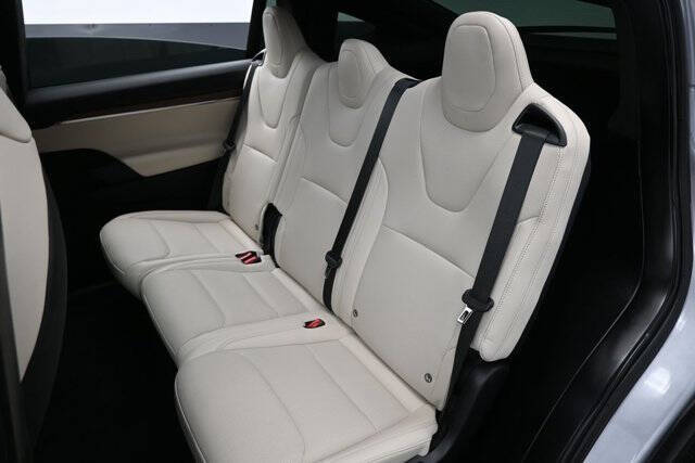 2025 Tesla Model X