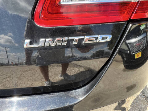 2019 Ford Taurus Limited