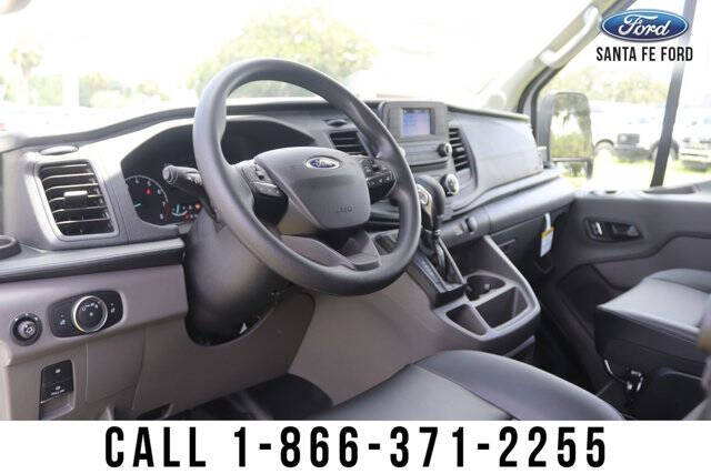 2025 Ford Transit 250